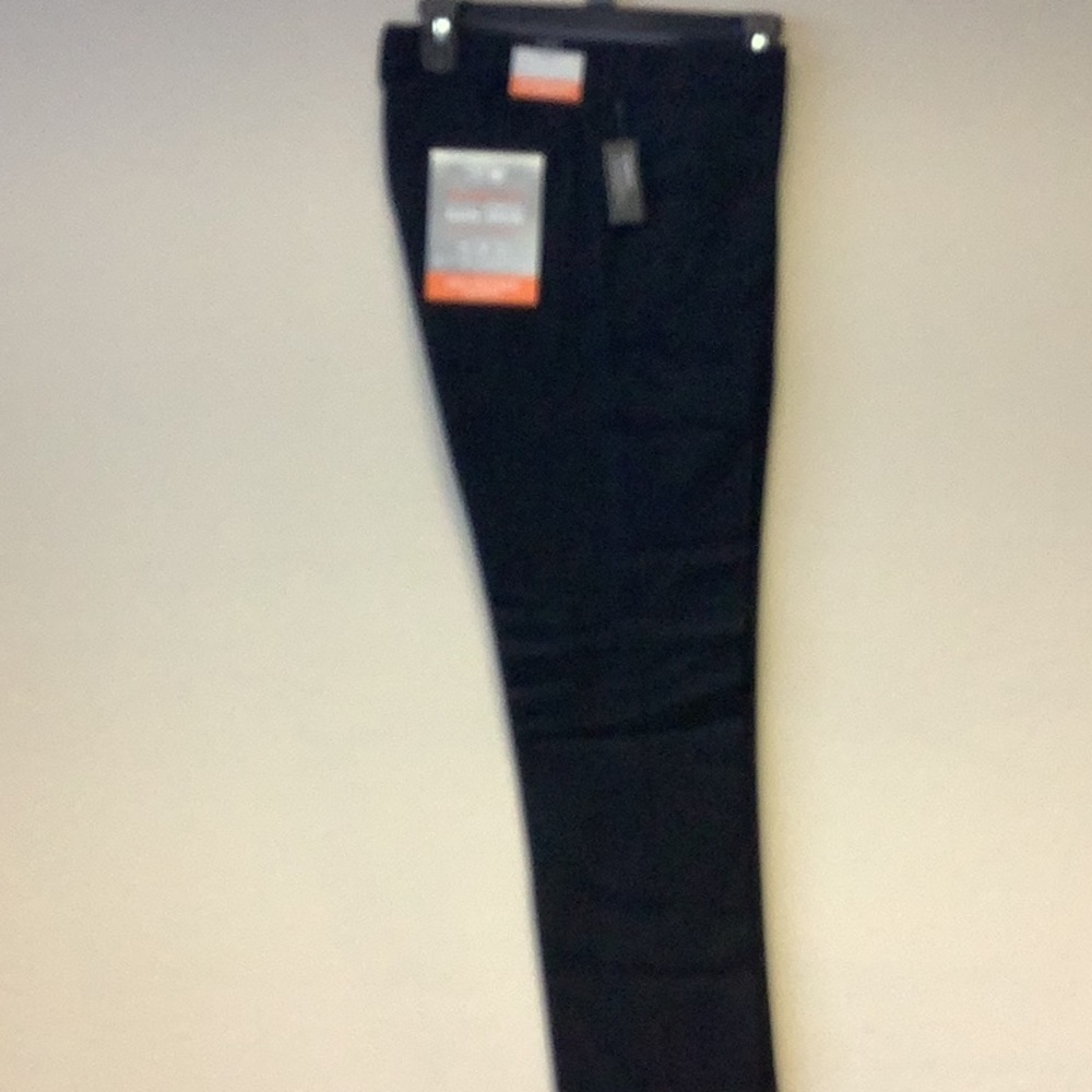 Men’s black dress slacks slim fit non-iron flex waistband